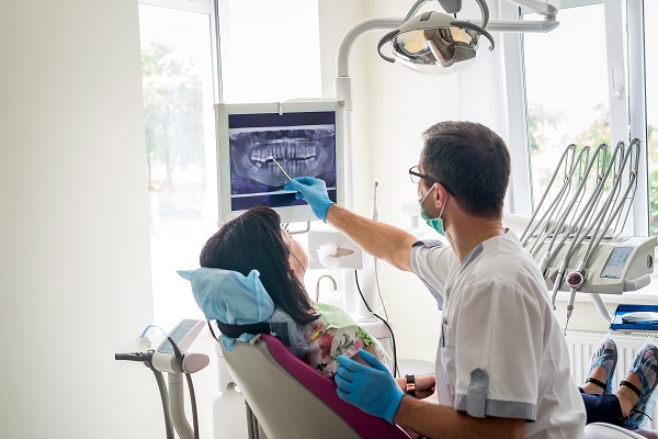Questions To Ask Your Oral Surgeon About Dental Implants