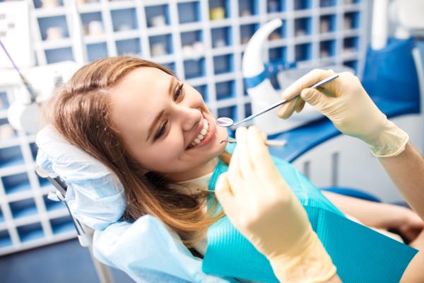 Tips For Fast Recovery After Tooth Removal