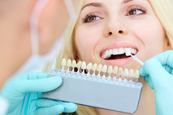 A Cosmetic Dentist Explains How To Take Care Of Dental Veneers